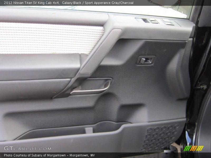 Galaxy Black / Sport Apperance Gray/Charcoal 2012 Nissan Titan SV King Cab 4x4