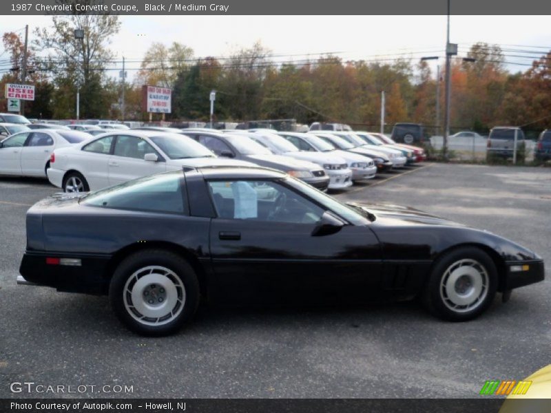 Black / Medium Gray 1987 Chevrolet Corvette Coupe