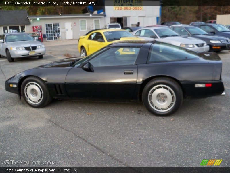 Black / Medium Gray 1987 Chevrolet Corvette Coupe