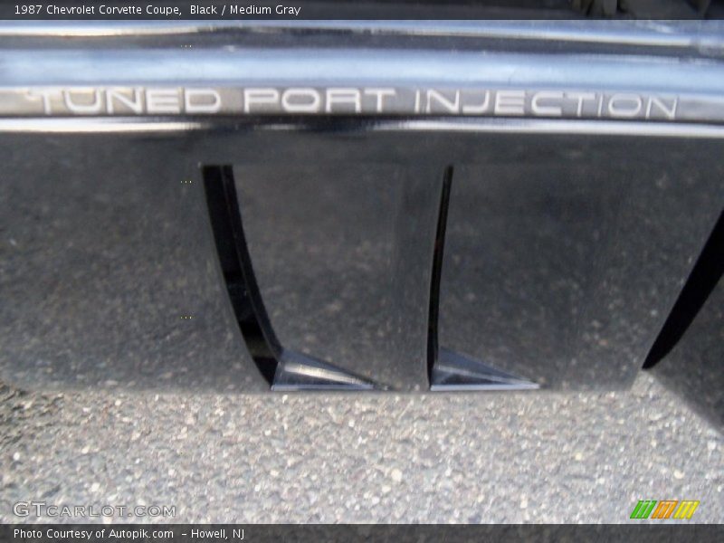  1987 Corvette Coupe Logo