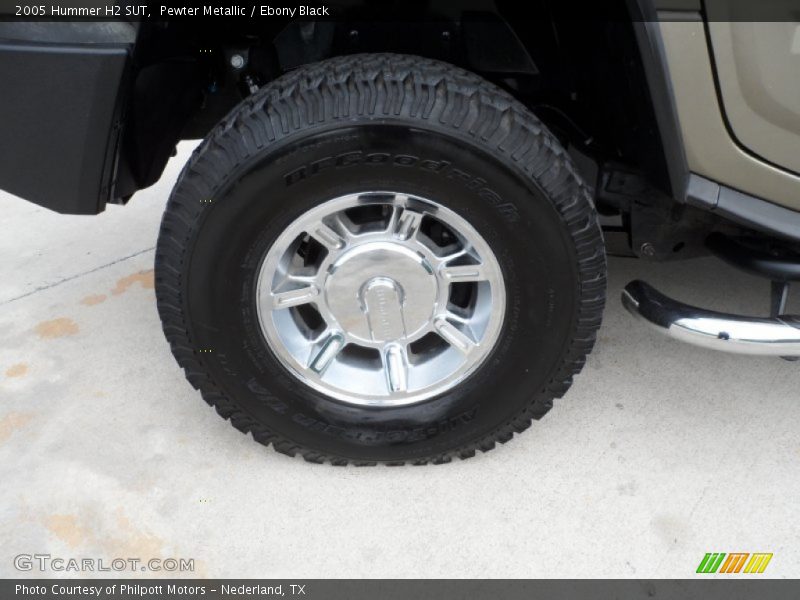 Pewter Metallic / Ebony Black 2005 Hummer H2 SUT