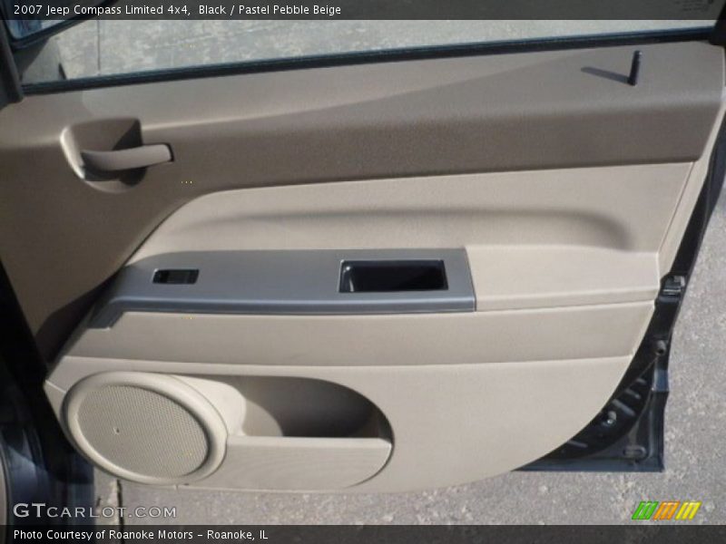 Black / Pastel Pebble Beige 2007 Jeep Compass Limited 4x4