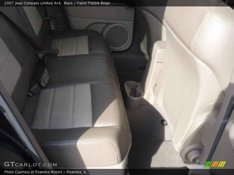 Black / Pastel Pebble Beige 2007 Jeep Compass Limited 4x4