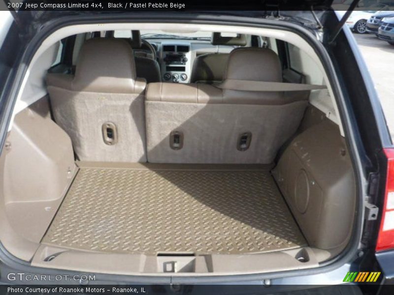 Black / Pastel Pebble Beige 2007 Jeep Compass Limited 4x4