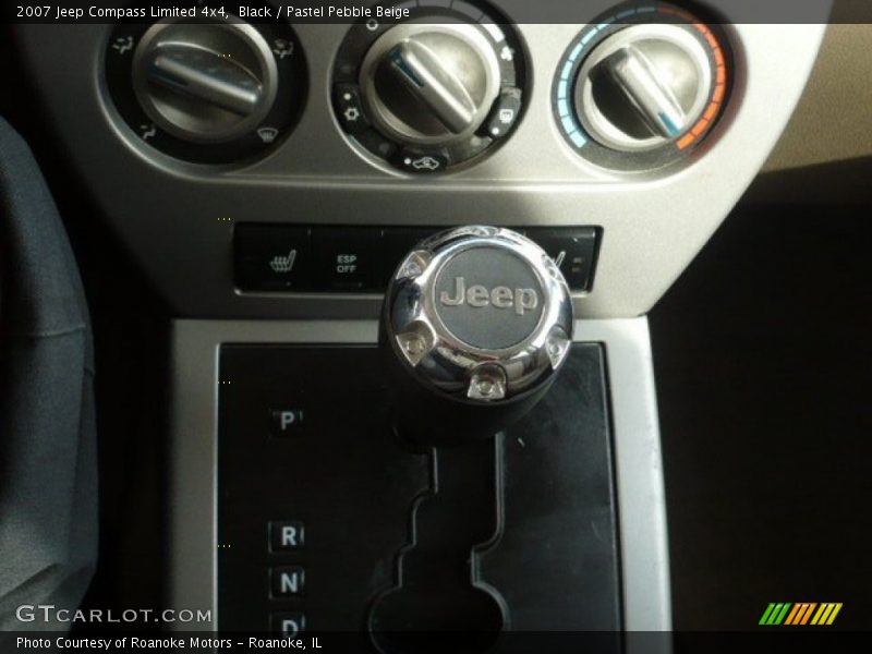 Black / Pastel Pebble Beige 2007 Jeep Compass Limited 4x4