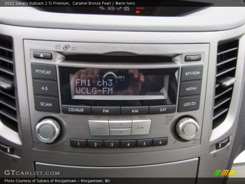 Audio System of 2012 Outback 2.5i Premium