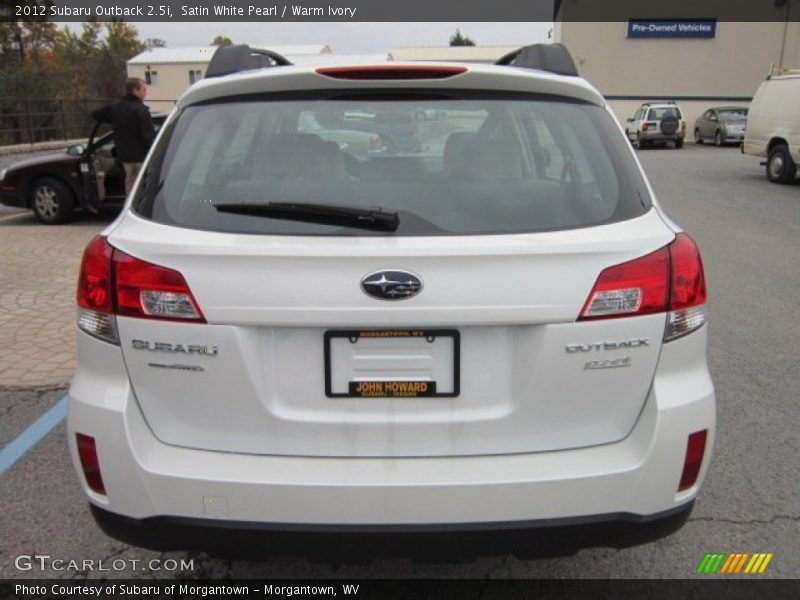 Satin White Pearl / Warm Ivory 2012 Subaru Outback 2.5i