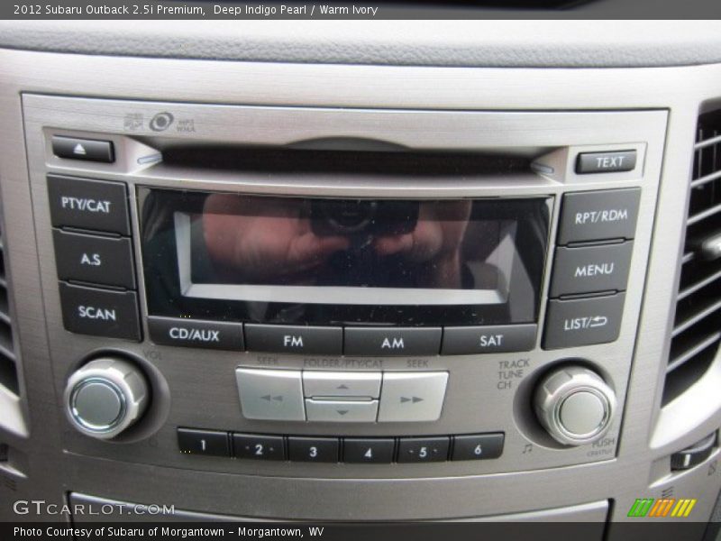 Audio System of 2012 Outback 2.5i Premium