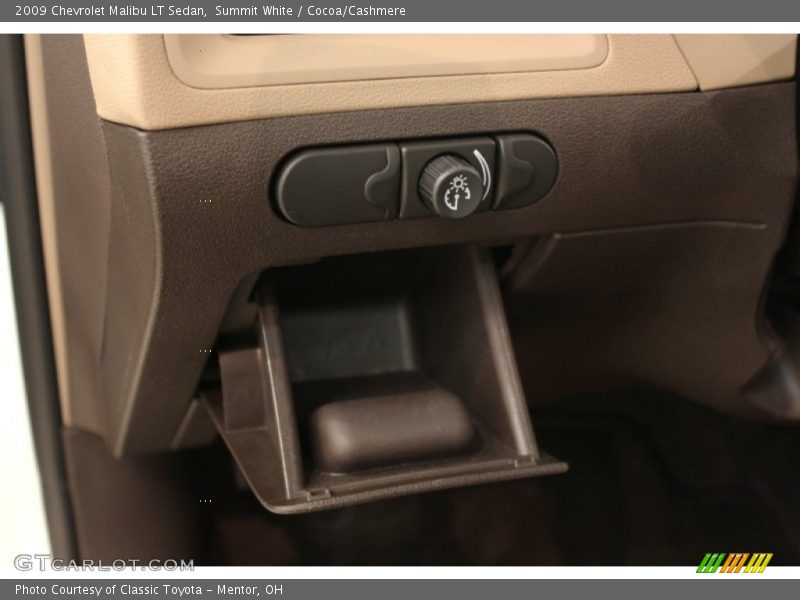 Summit White / Cocoa/Cashmere 2009 Chevrolet Malibu LT Sedan