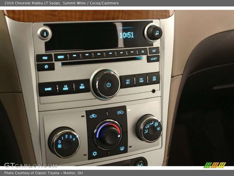Summit White / Cocoa/Cashmere 2009 Chevrolet Malibu LT Sedan