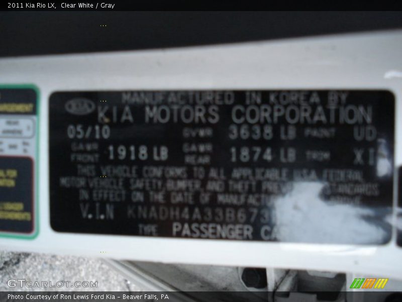 Clear White / Gray 2011 Kia Rio LX