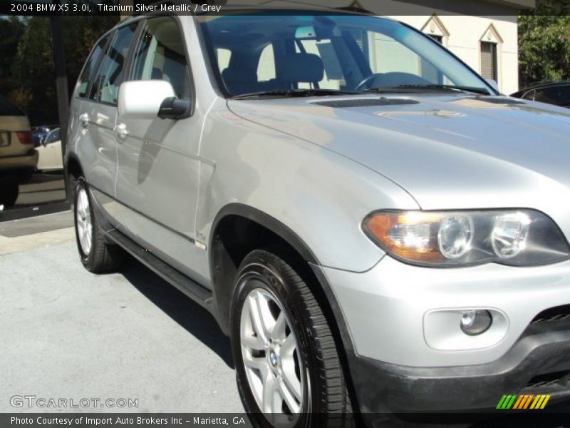 Titanium Silver Metallic / Grey 2004 BMW X5 3.0i