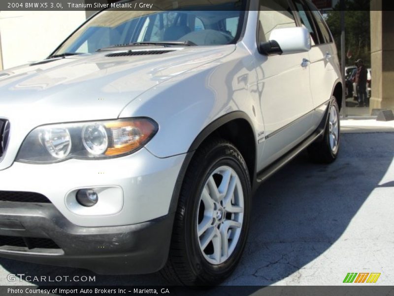 Titanium Silver Metallic / Grey 2004 BMW X5 3.0i