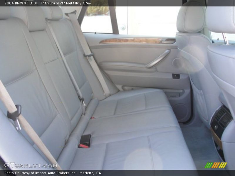 Titanium Silver Metallic / Grey 2004 BMW X5 3.0i