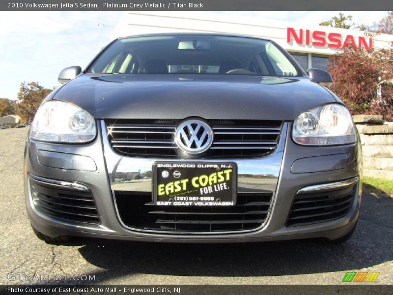 Platinum Grey Metallic / Titan Black 2010 Volkswagen Jetta S Sedan