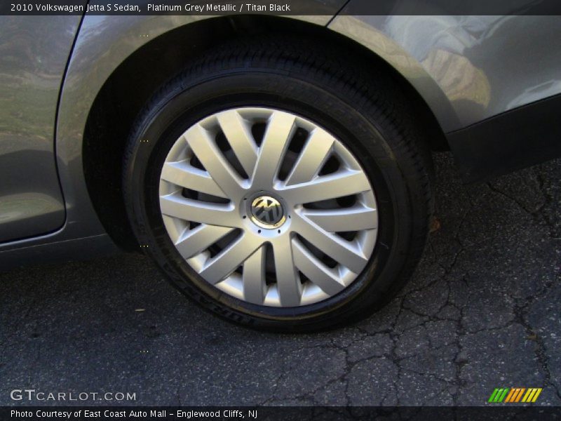 Platinum Grey Metallic / Titan Black 2010 Volkswagen Jetta S Sedan