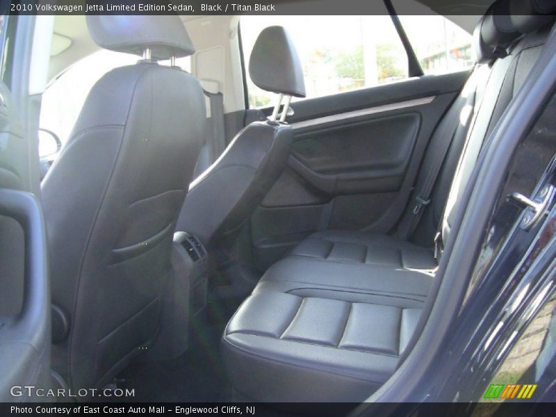 Black / Titan Black 2010 Volkswagen Jetta Limited Edition Sedan