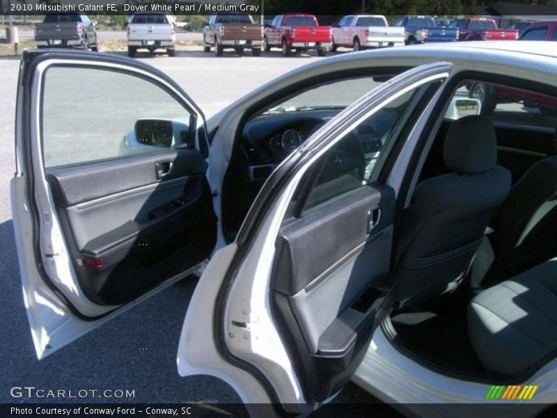 Dover White Pearl / Medium Gray 2010 Mitsubishi Galant FE