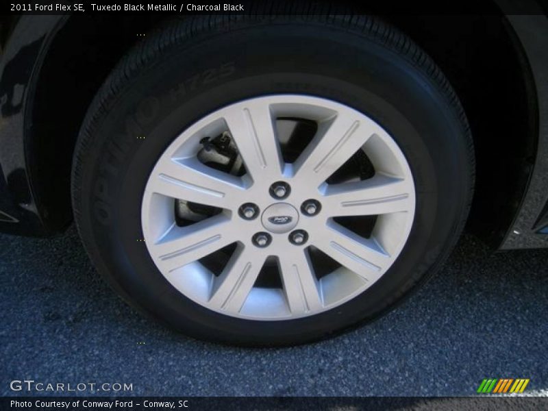 Tuxedo Black Metallic / Charcoal Black 2011 Ford Flex SE