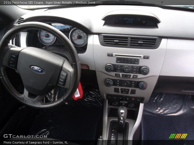 Dashboard of 2010 Focus SES Coupe