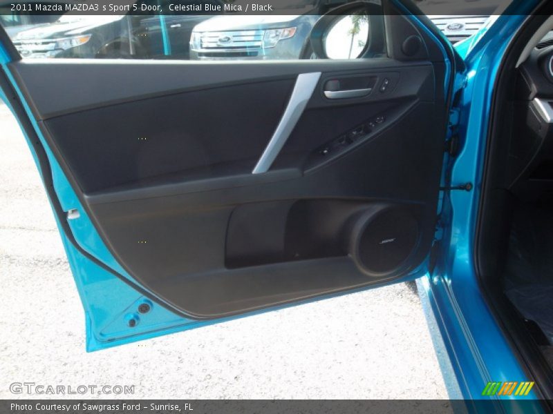Door Panel of 2011 MAZDA3 s Sport 5 Door