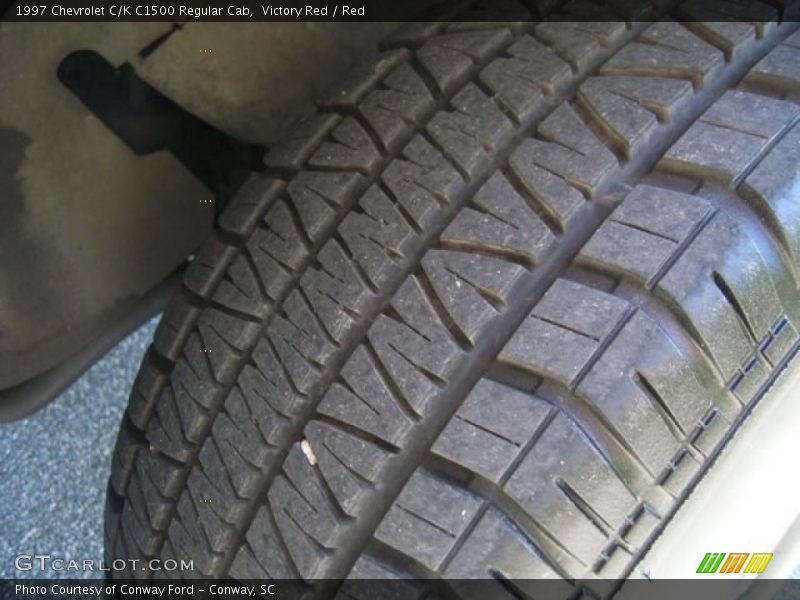 Victory Red / Red 1997 Chevrolet C/K C1500 Regular Cab