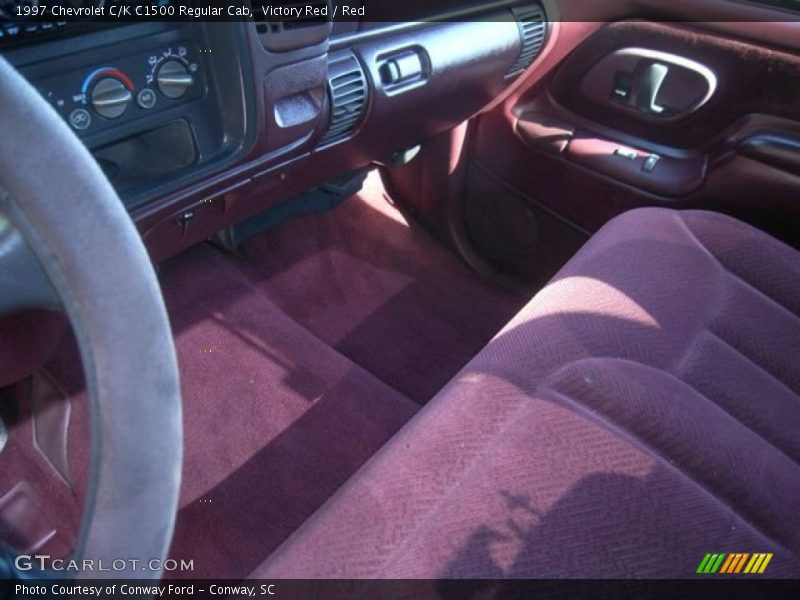 Victory Red / Red 1997 Chevrolet C/K C1500 Regular Cab