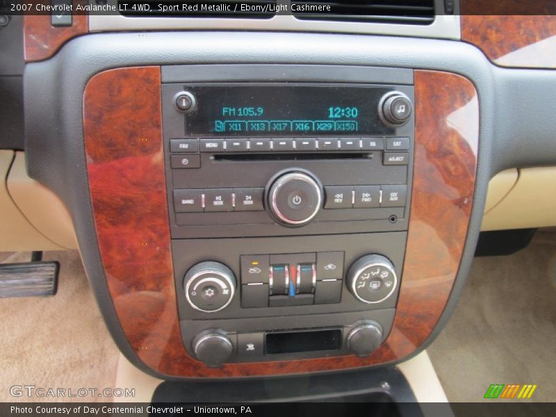 Audio System of 2007 Avalanche LT 4WD