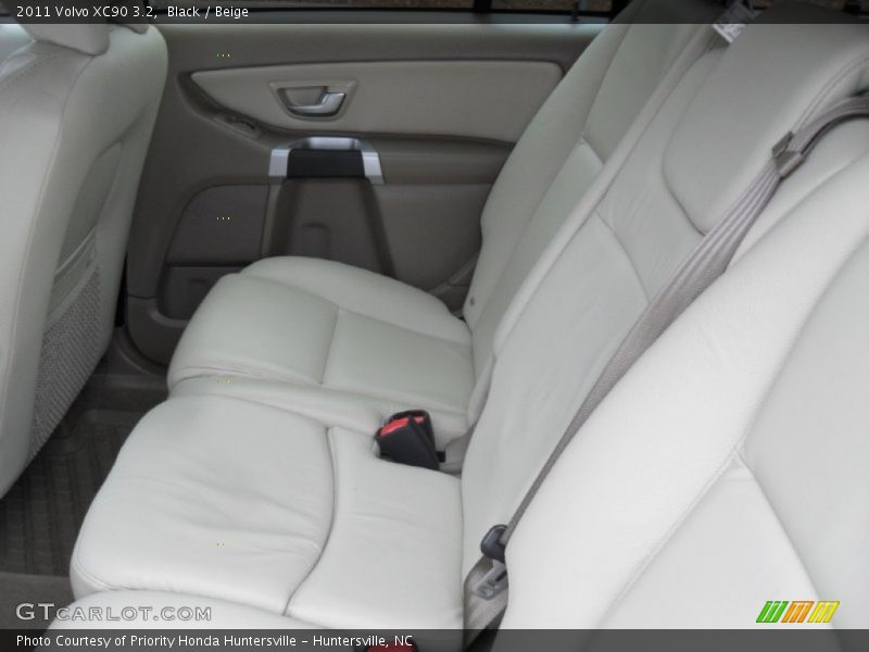 Black / Beige 2011 Volvo XC90 3.2