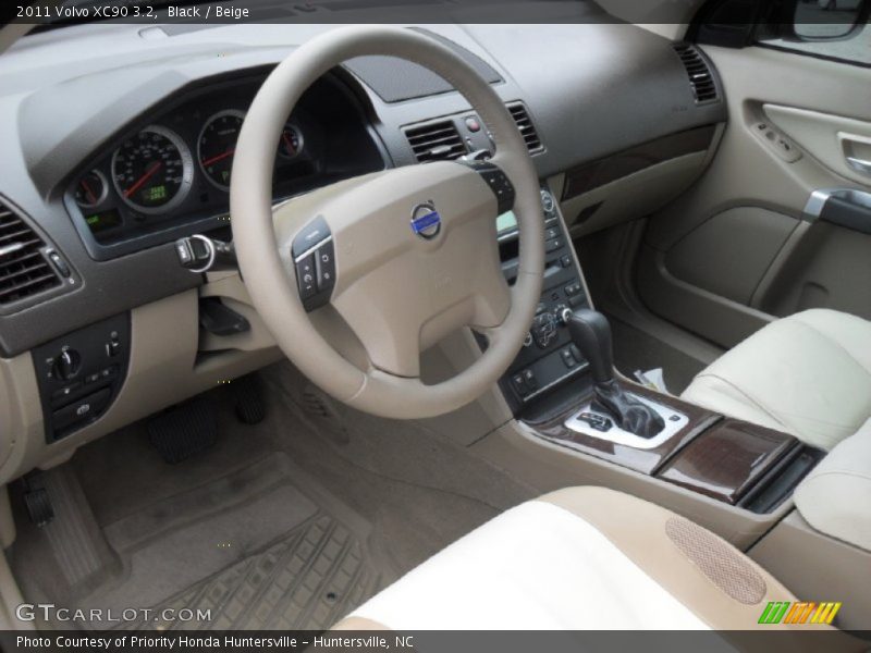 Black / Beige 2011 Volvo XC90 3.2