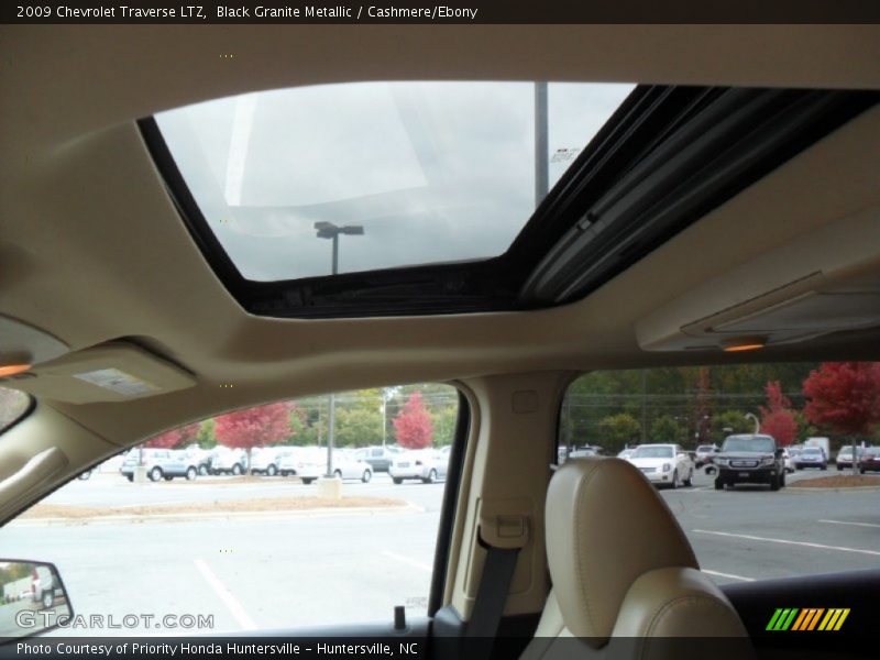 Black Granite Metallic / Cashmere/Ebony 2009 Chevrolet Traverse LTZ