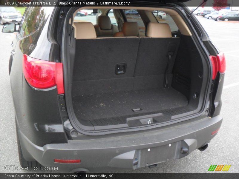 Black Granite Metallic / Cashmere/Ebony 2009 Chevrolet Traverse LTZ