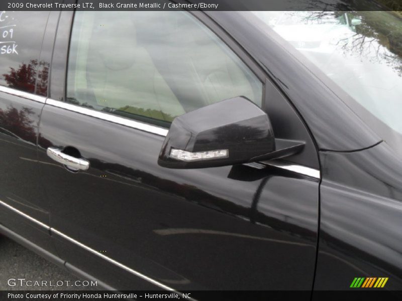 Black Granite Metallic / Cashmere/Ebony 2009 Chevrolet Traverse LTZ