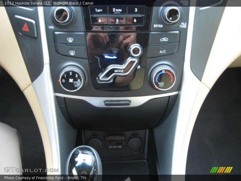 Midnight Black / Camel 2012 Hyundai Sonata GLS