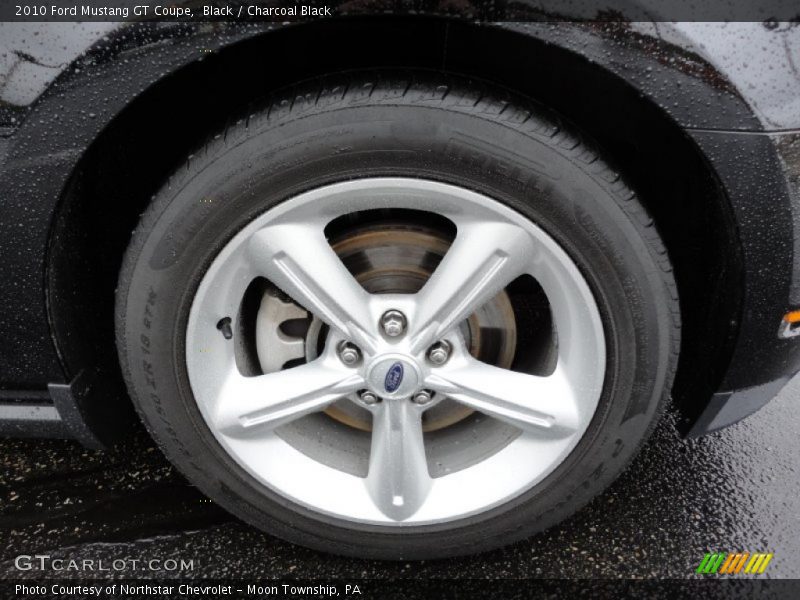  2010 Mustang GT Coupe Wheel