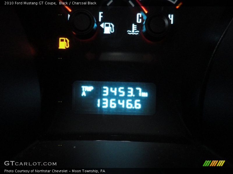 Black / Charcoal Black 2010 Ford Mustang GT Coupe