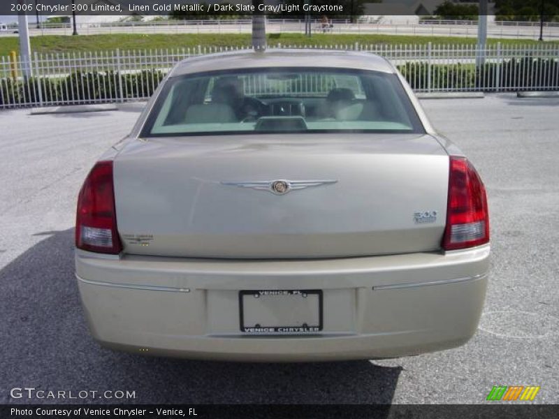 Linen Gold Metallic / Dark Slate Gray/Light Graystone 2006 Chrysler 300 Limited