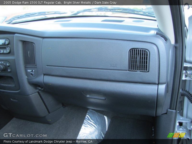 Bright Silver Metallic / Dark Slate Gray 2005 Dodge Ram 1500 SLT Regular Cab