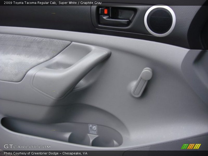Super White / Graphite Gray 2009 Toyota Tacoma Regular Cab