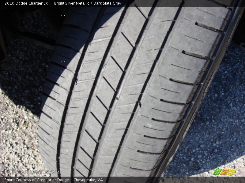 Bright Silver Metallic / Dark Slate Gray 2010 Dodge Charger SXT