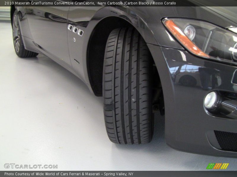 Nero Carbonio (Carbon Black) / Rosso Corallo 2010 Maserati GranTurismo Convertible GranCabrio