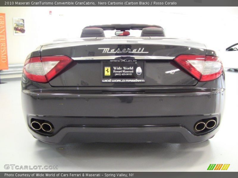 Nero Carbonio (Carbon Black) / Rosso Corallo 2010 Maserati GranTurismo Convertible GranCabrio