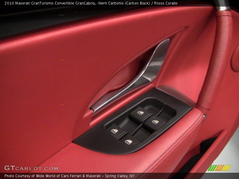 Controls of 2010 GranTurismo Convertible GranCabrio