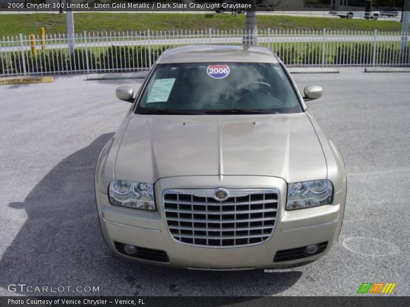Linen Gold Metallic / Dark Slate Gray/Light Graystone 2006 Chrysler 300 Limited