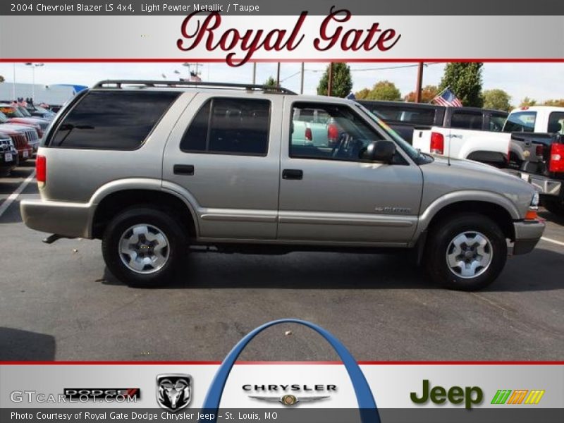 Light Pewter Metallic / Taupe 2004 Chevrolet Blazer LS 4x4