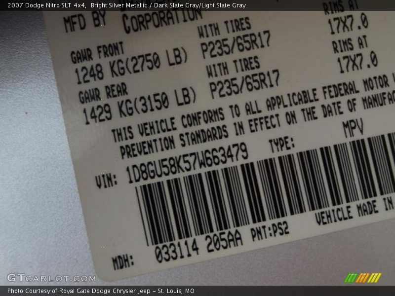 Bright Silver Metallic / Dark Slate Gray/Light Slate Gray 2007 Dodge Nitro SLT 4x4