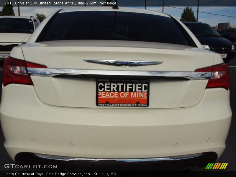 Stone White / Black/Light Frost Beige 2011 Chrysler 200 Limited