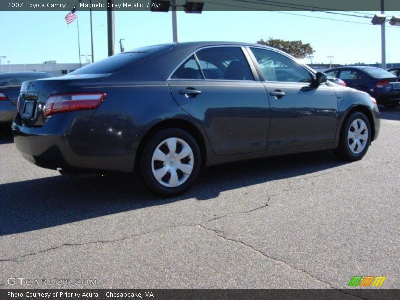 Magnetic Gray Metallic / Ash 2007 Toyota Camry LE
