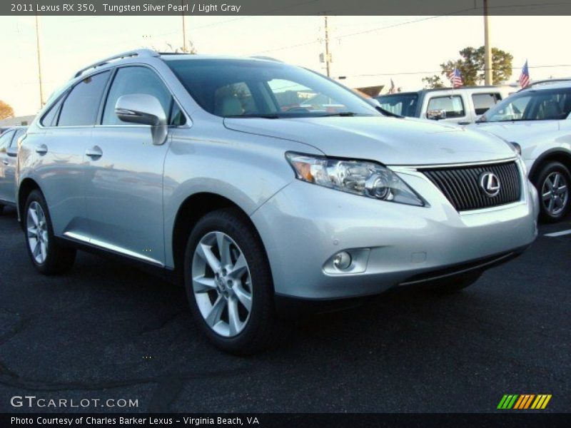 Front 3/4 View of 2011 RX 350