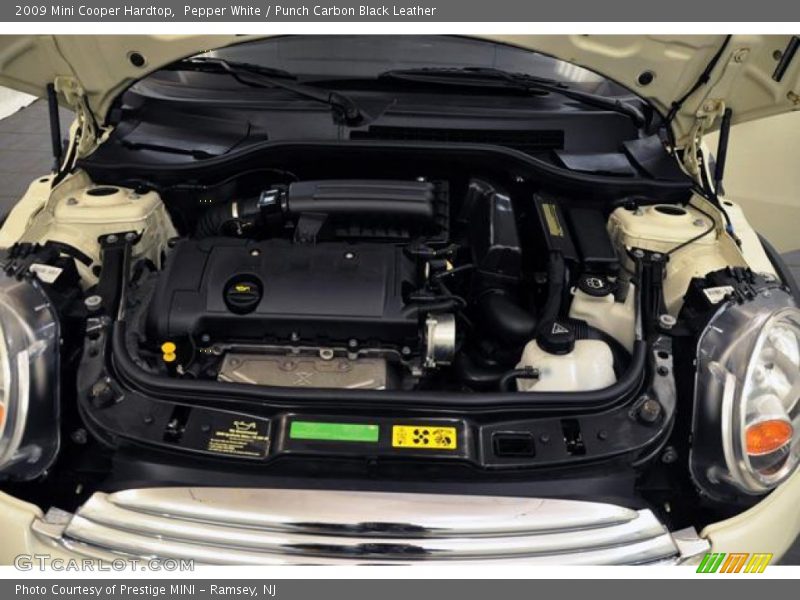 Pepper White / Punch Carbon Black Leather 2009 Mini Cooper Hardtop